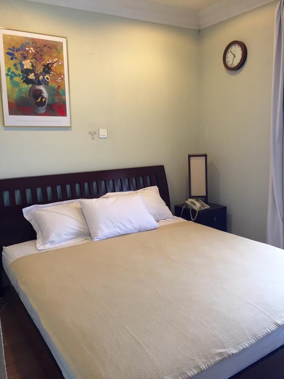 Roosseno Plaza Serviced Apartment Джакарта Экстерьер фото