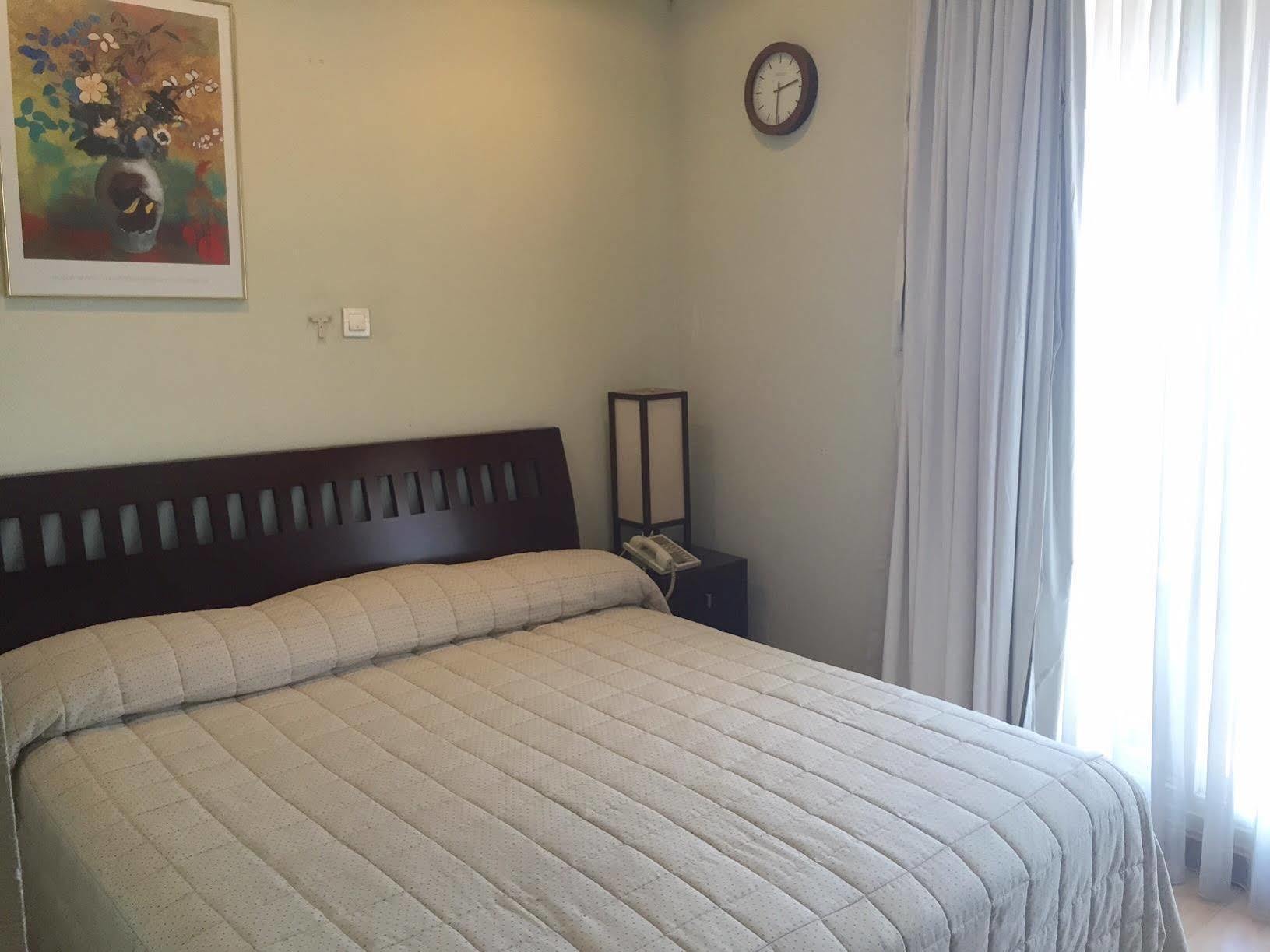Roosseno Plaza Serviced Apartment Джакарта Экстерьер фото